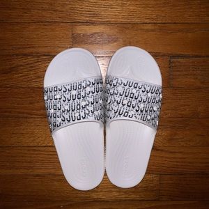 Women’s Crocs Slides